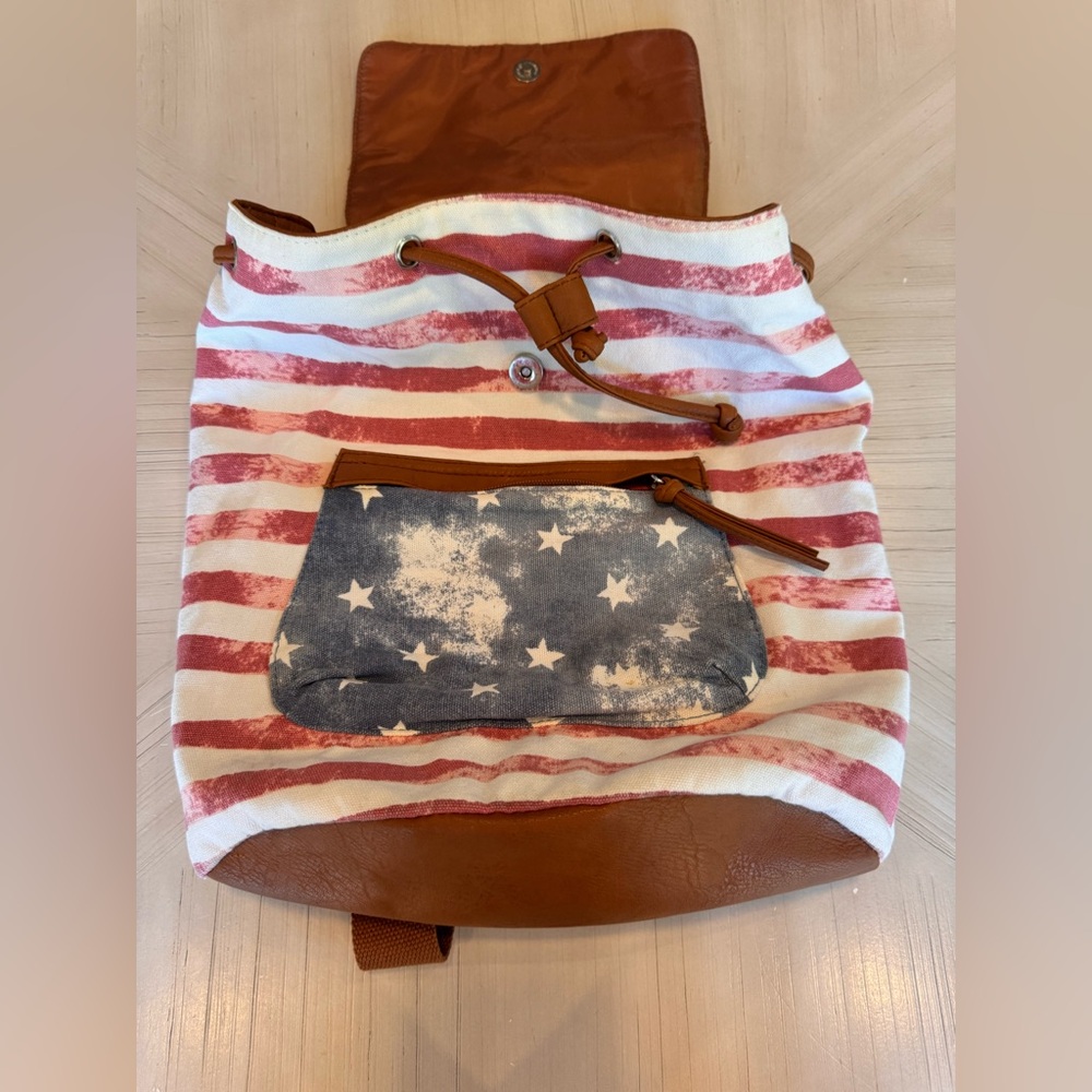 Rustic Distressed American Flag Canvas & Faux Leather Drawstring Backpack - Picture 11 of 13